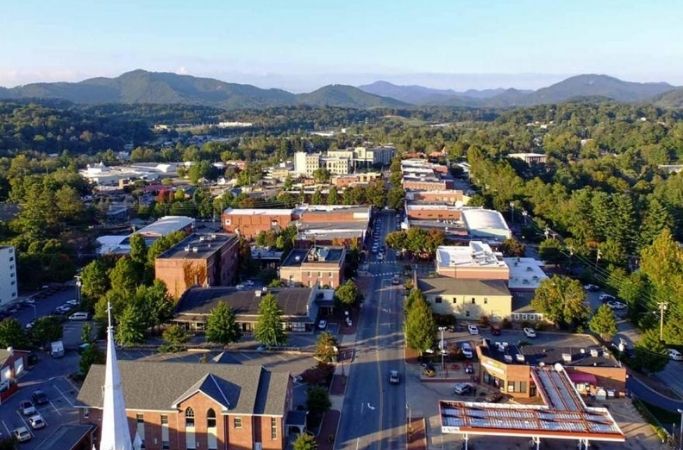 Waynesville, NC